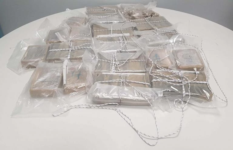 Σκηνές από… Breaking Bad στην Νέα Χαλκηδόνα – Θα γέμιζαν με ναρκωτικά Αθήνα και Θεσσαλονίκη (εικόνες)